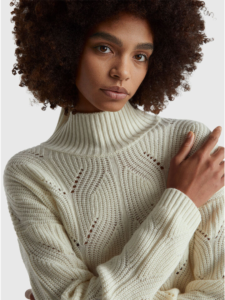 TURTLE NECK SWEATER Mulher image number 4